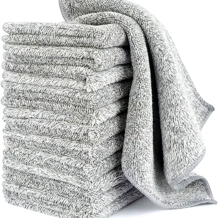 Lint-Free Microfiber Cleaning Cloths – Reusable Absorbent Car Window & Body